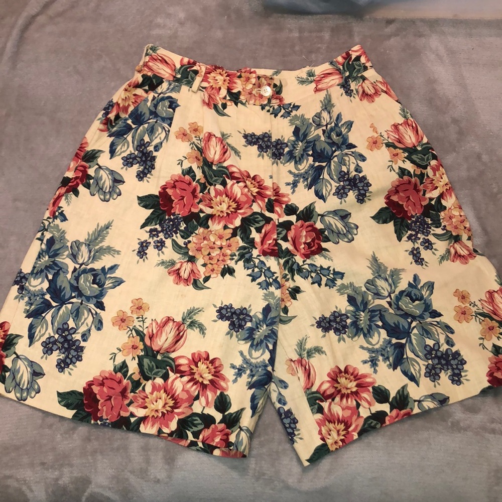 Talbots pleated shorts size 12